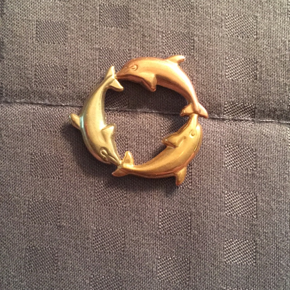 Dolphin pendant